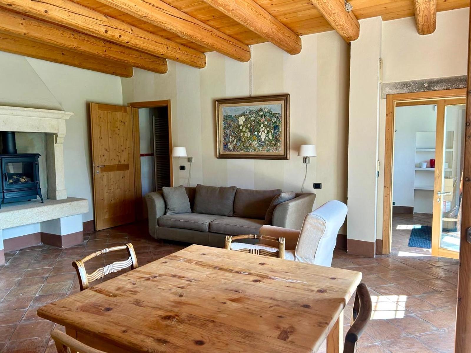 בית הארחה פסקיארה דל גארדה 	Cascina Girolda מראה חיצוני תמונה